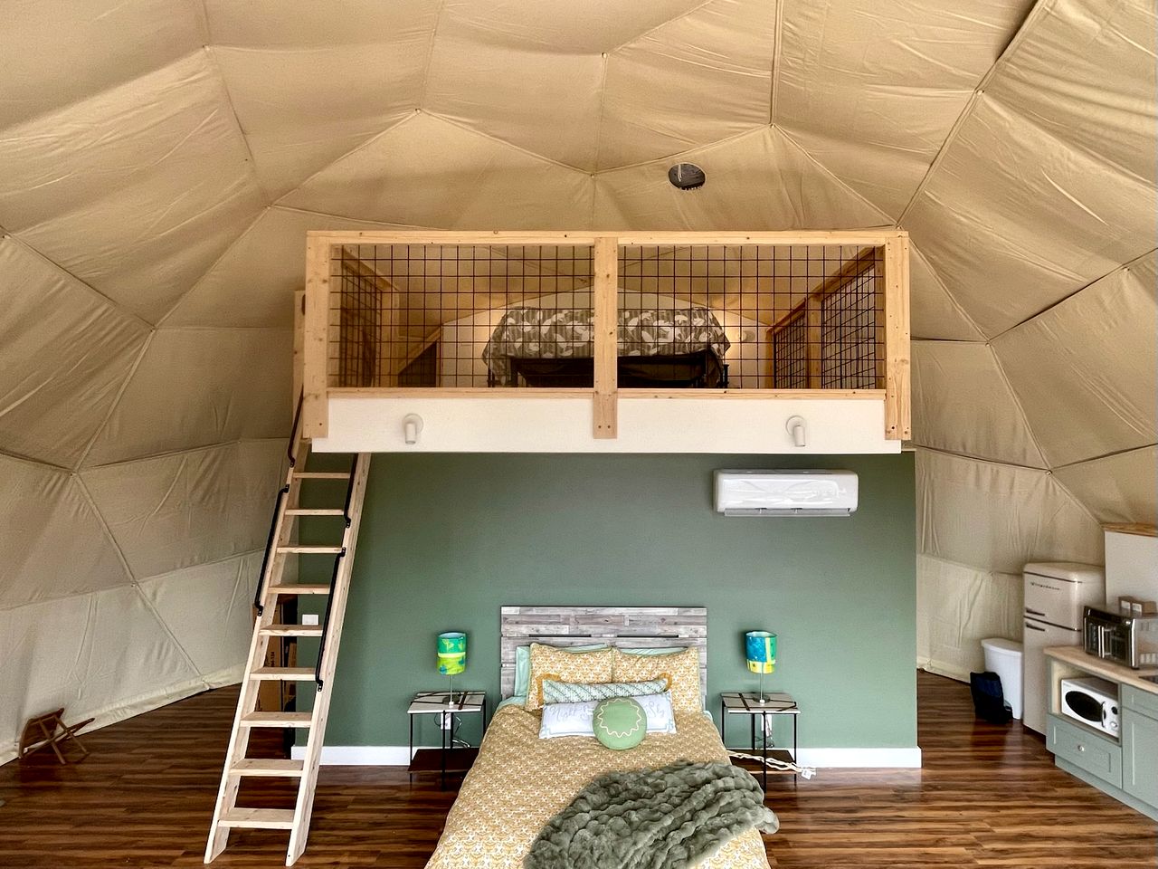 Private Woodland Geodesic Dome Retreat with Fire Pit Near Blowing Rock, Hays NC