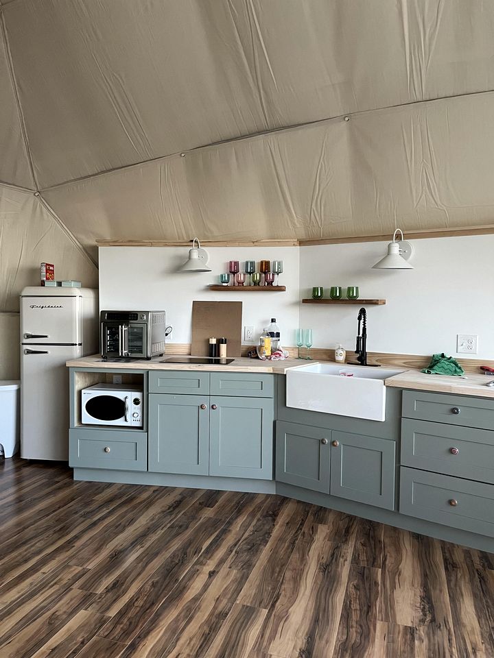 Private Woodland Geodesic Dome Retreat with Fire Pit Near Blowing Rock, Hays NC