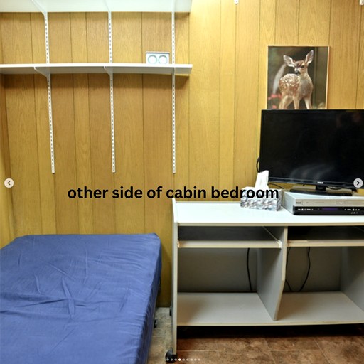 Cabins (Canada, --, Ontario)