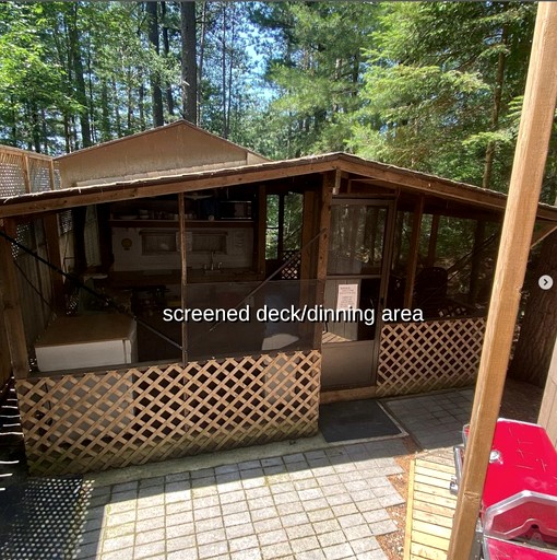 Cabins (Canada, --, Ontario)