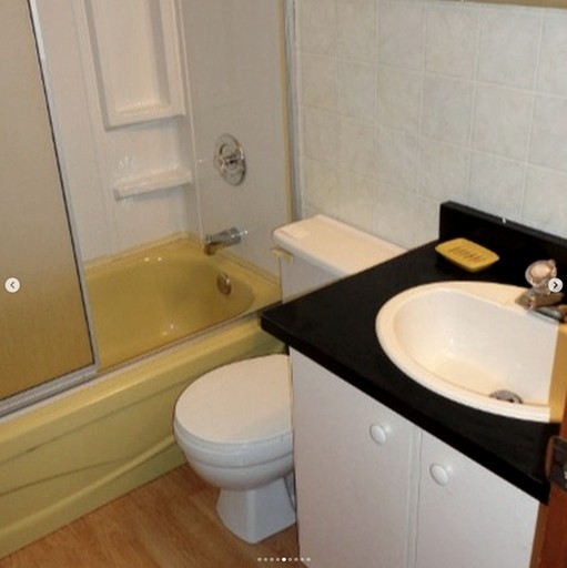 Cabins (Canada, --, Ontario)