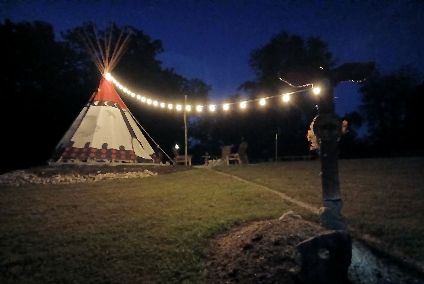 Authentic Sioux-Style Tipi Campground with Shared Kitchen Near Campbellsville and Green River Lake, Kentucky