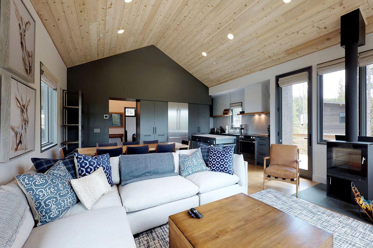 Cozy Lakeside Cabin Escape with Scenic Views Near Big Bear Lake, California