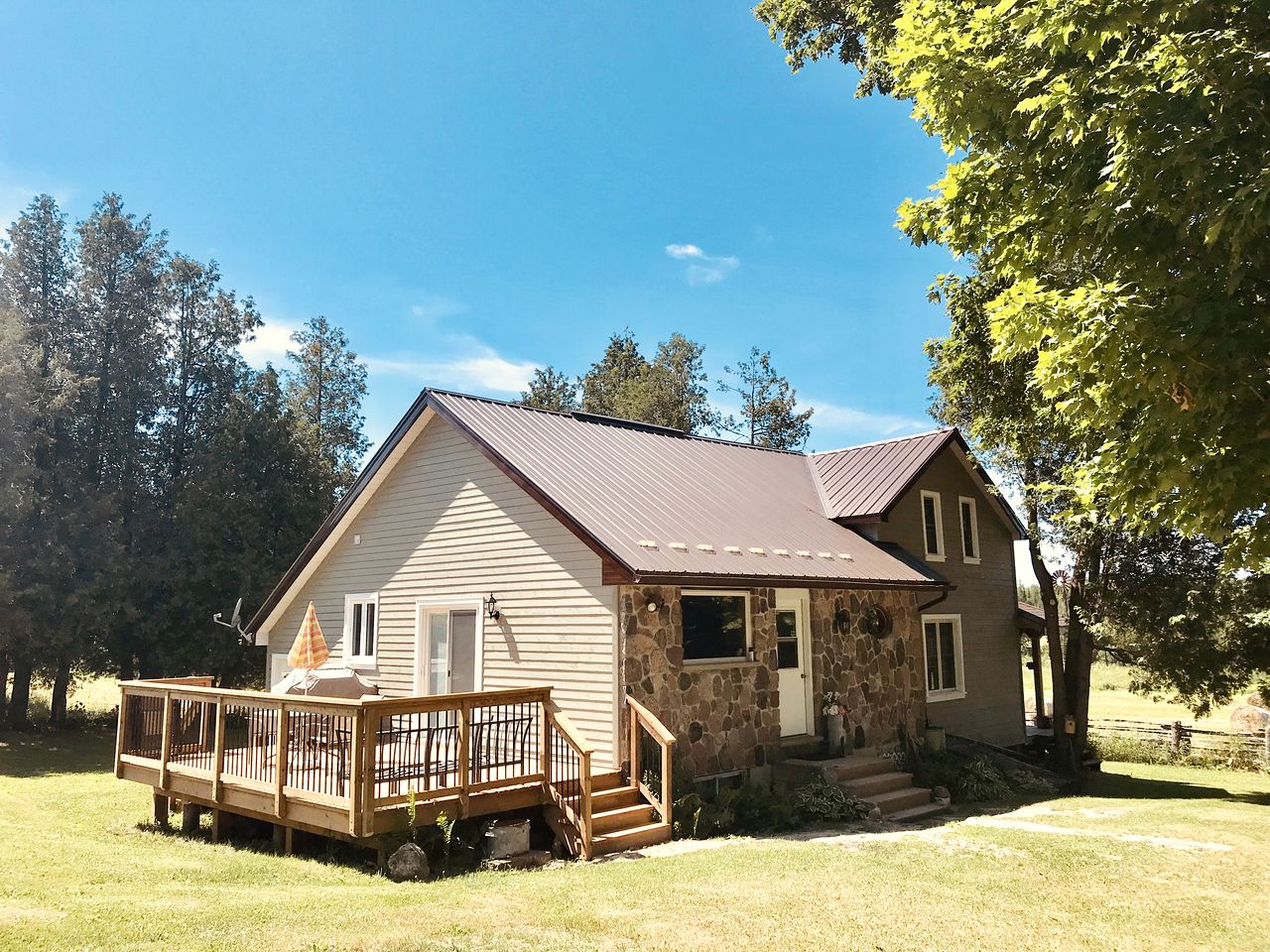 Vacation Rentals (Canada, Singhampton, Ontario)