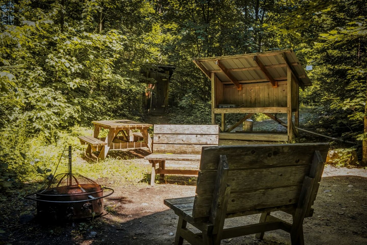 Cabins (Canada, Harrington, Quebec)