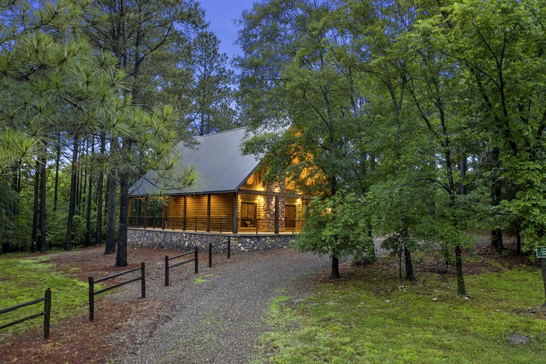 Cabins (United States of America, Broken Bow, Oklahoma)