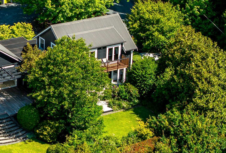 Cottages (New Zealand, Kerikeri, North Island)