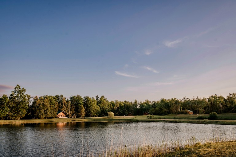 Log Cabins (Canada, Clarence Creek, Ontario)