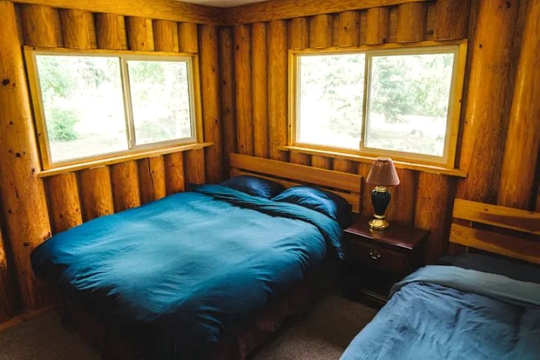 Log Cabins (Canada, Gold Bridge, British Columbia)