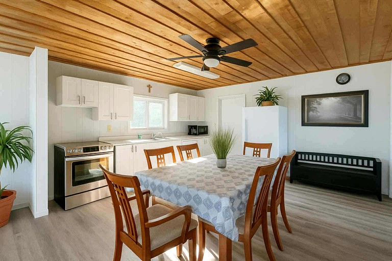 Cottages (Canada, Nobel, Ontario)