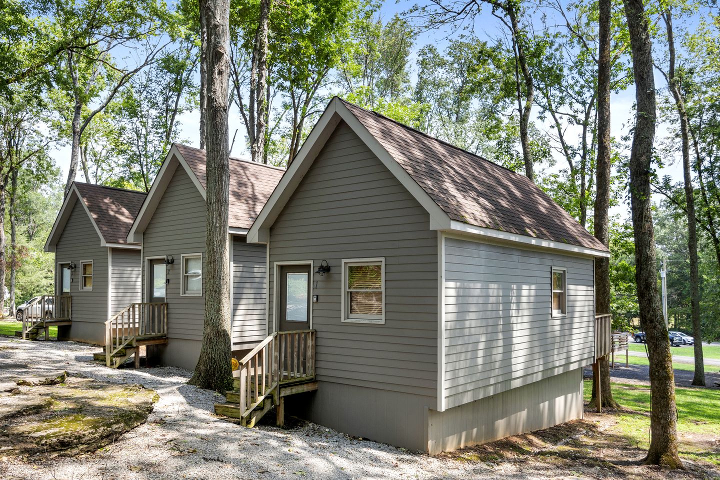 Delightful Vacation Cabins in Mount Juliet near Nashville, Tennessee