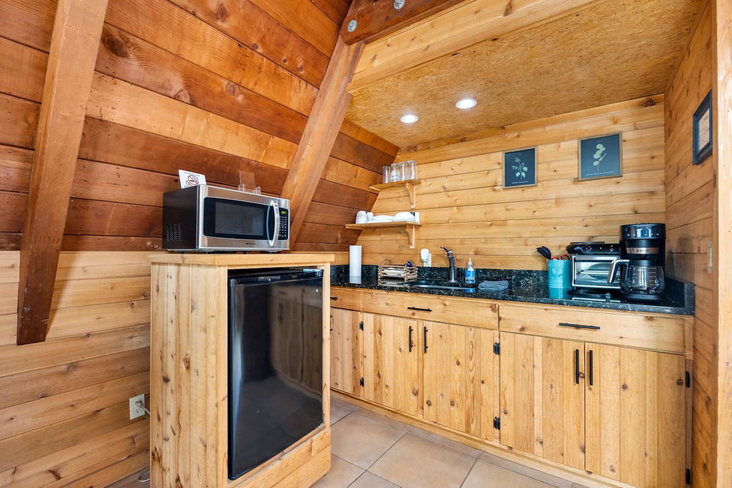 Delightful Vacation Cabins in Mount Juliet near Nashville, Tennessee