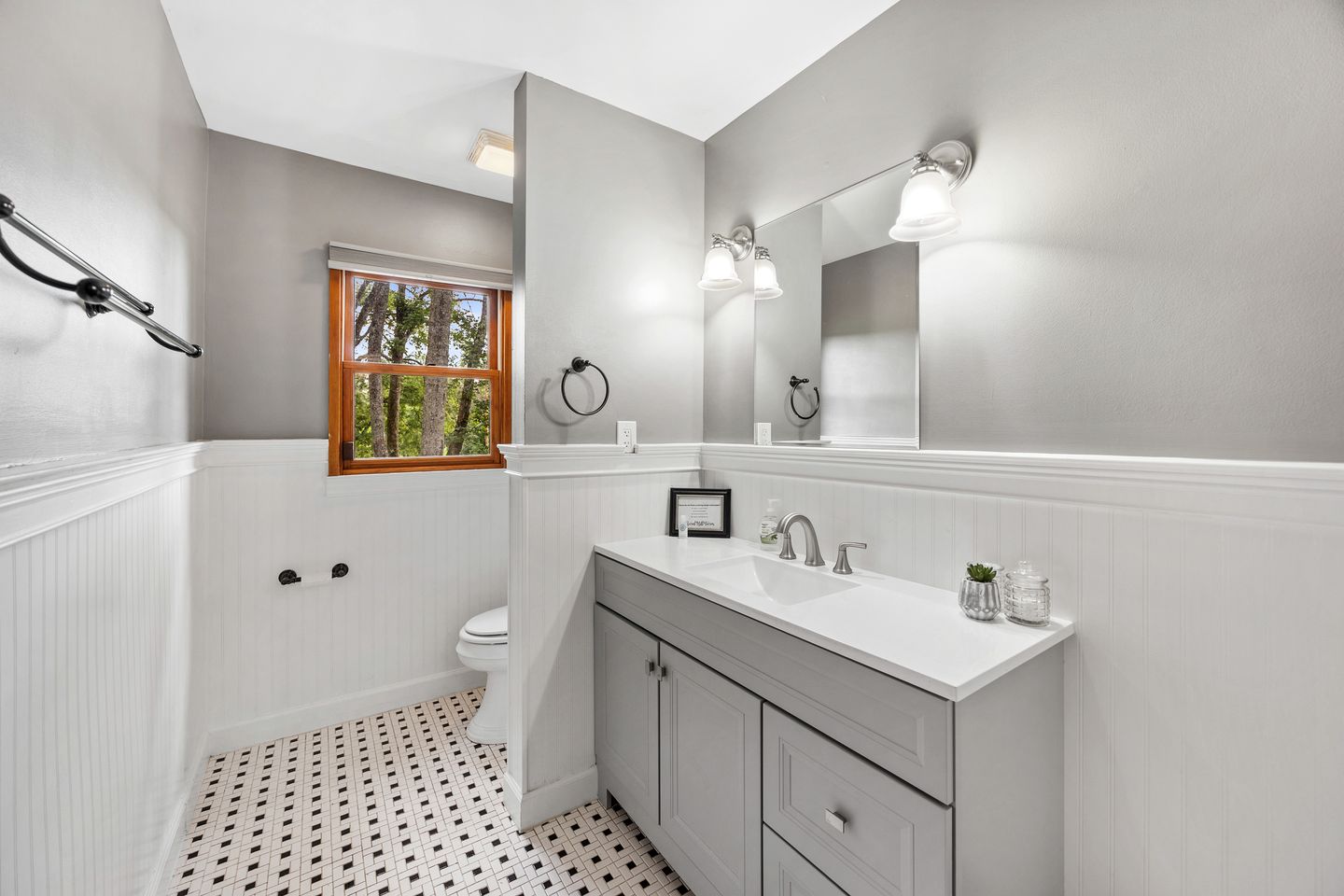 Delightful Vacation Cabins in Mount Juliet near Nashville, Tennessee