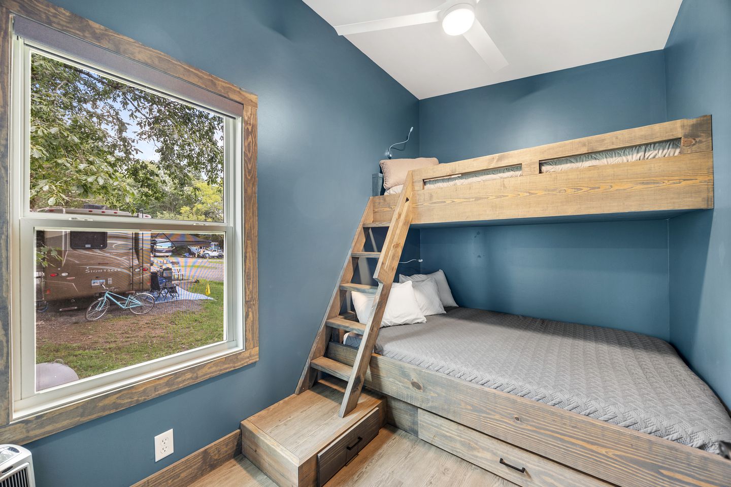 Delightful Vacation Cabins in Mount Juliet near Nashville, Tennessee