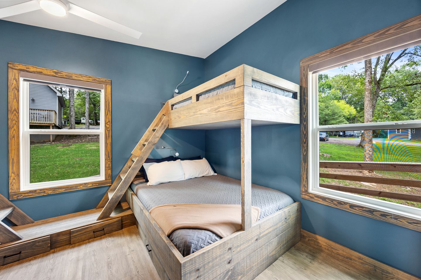 Delightful Vacation Cabins in Mount Juliet near Nashville, Tennessee