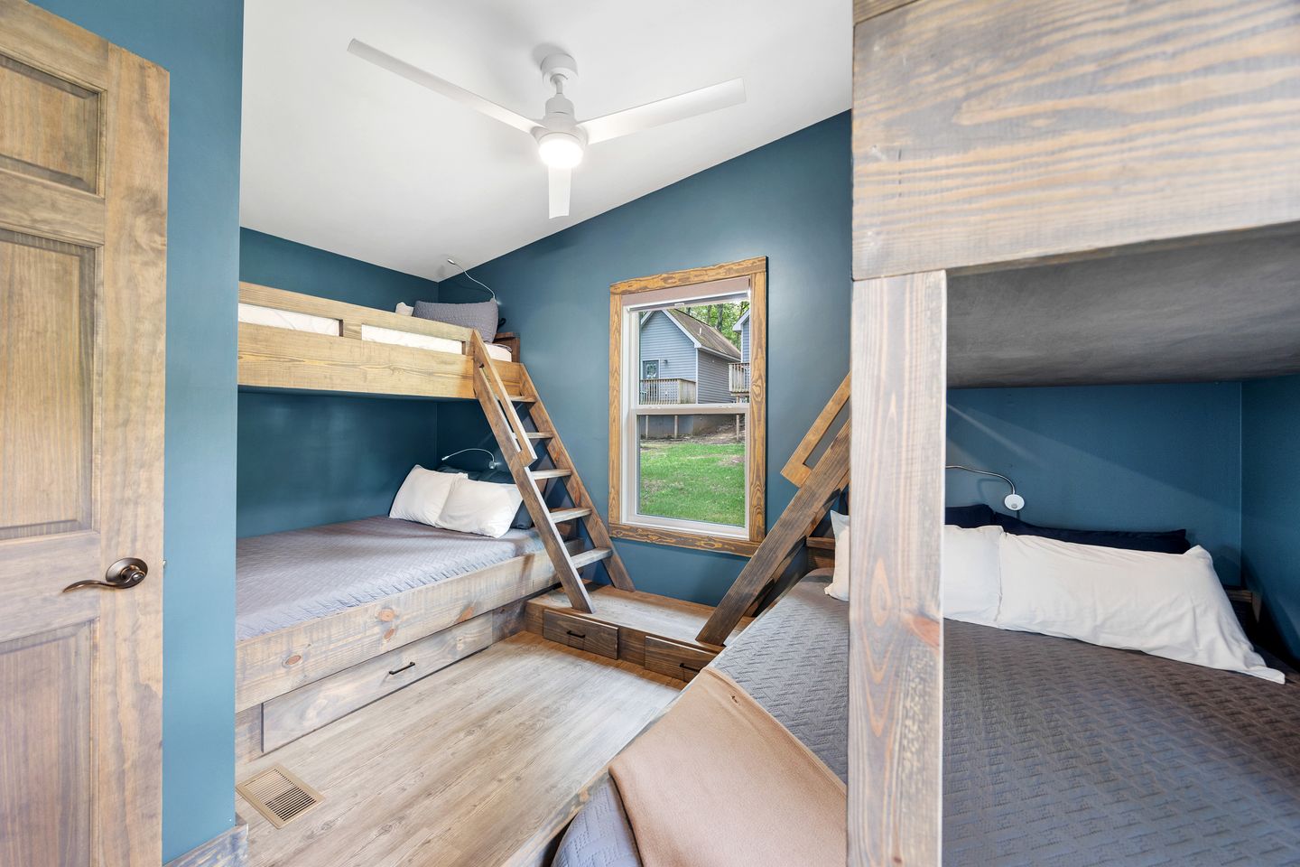Delightful Vacation Cabins in Mount Juliet near Nashville, Tennessee