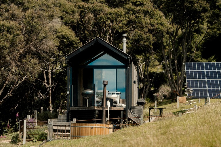 Tiny Houses (New Zealand, Akaroa, South Island)