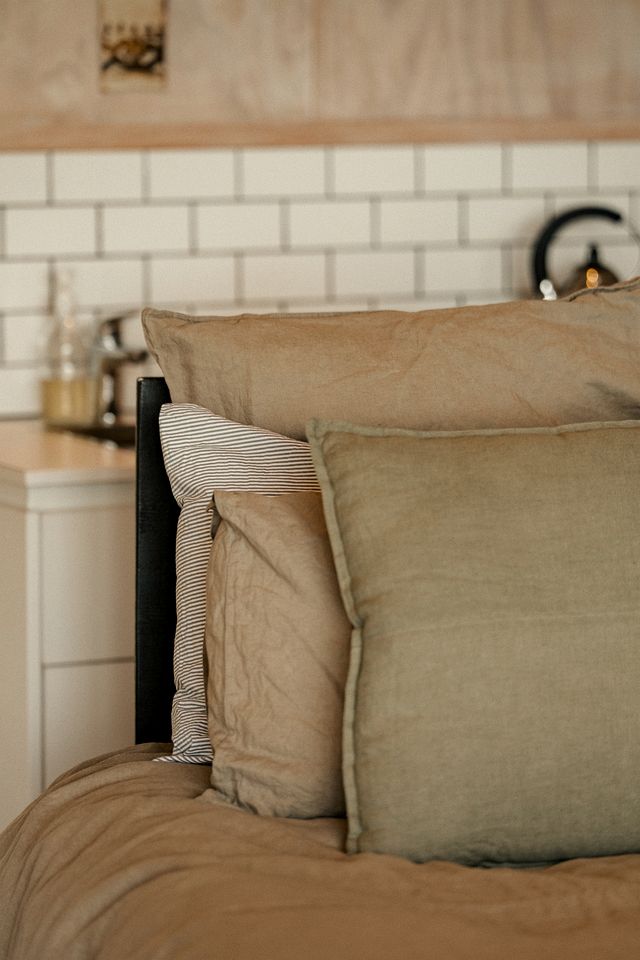 Incredible Tiny House Rental with Amazing Views in Akaroa, South Island