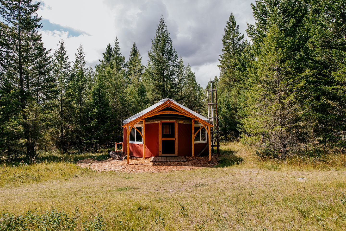 Yurts (Radium Hot Springs, Canada)