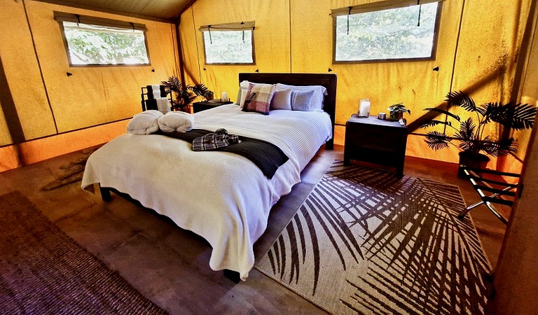 Safari Tents (New Zealand, Rotorua, North Island)
