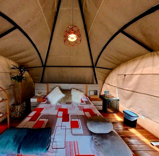 Domes (Colombia, El Rosal, Cundinamarca)