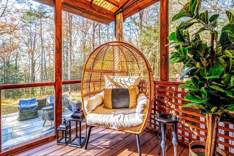 Cabins (United States of America, Stone Ridge, New York)