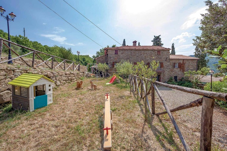 Cottages (Italy, Arezzo, Tuscany)