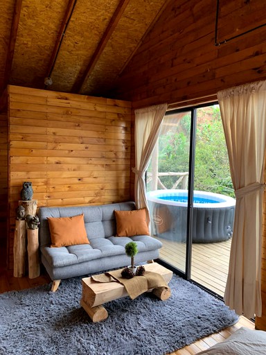 Cabins (Colombia, Santa Barbara, Antioquia)