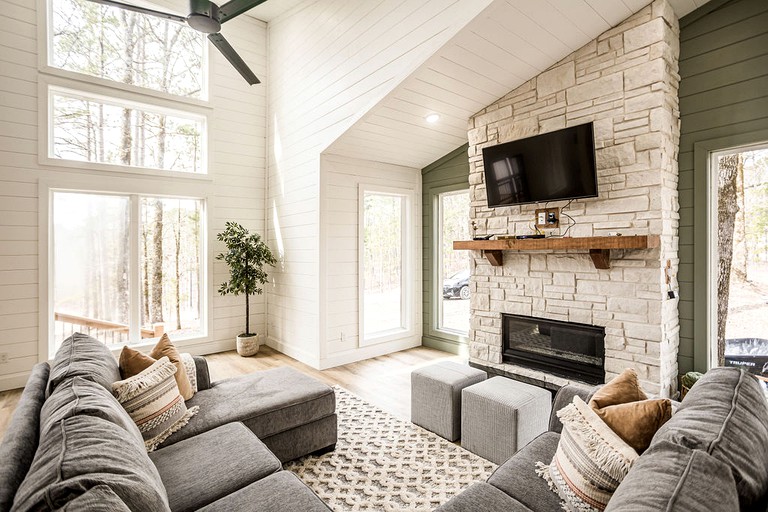 Serene Vacations at this Broken Bow Glamping Cabin