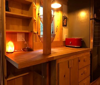 Tiny Houses (United States of America, Cobb, California)