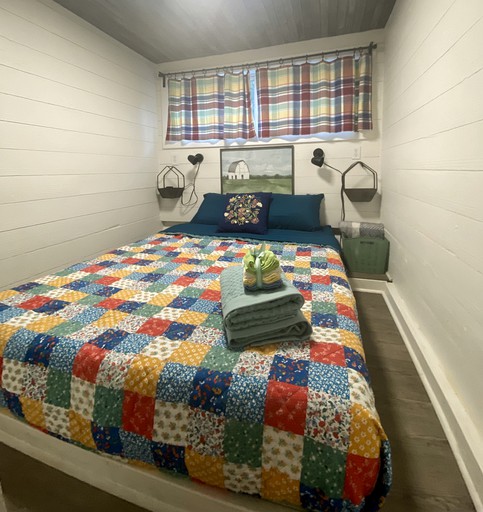 Tiny Houses (United States of America, Mill Spring, North Carolina)