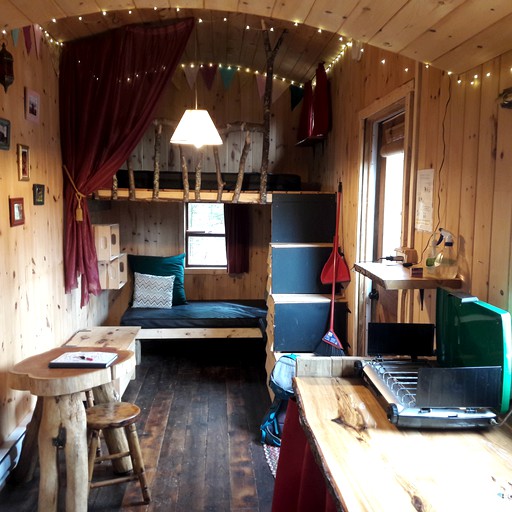 Tiny Houses (Canada, --, Quebec)