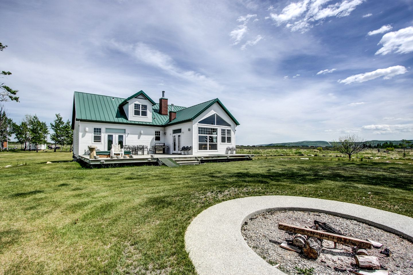 Cottages (Canada, Rocky View County, Alberta)