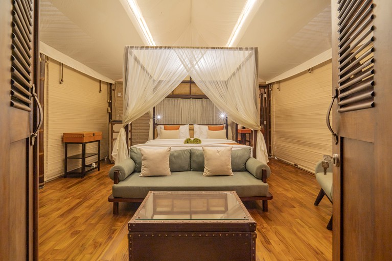 Bell Tents (Indonesia, Ubud, Bali)