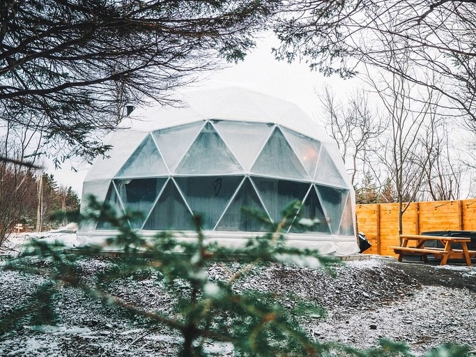 Domes (Canada, Maynooth, Ontario)