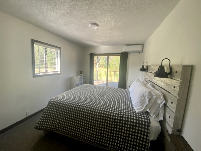 Cabins (United States of America, Rapid City, South Dakota)