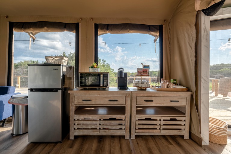Safari Tents (United States of America, Burnet, Texas)