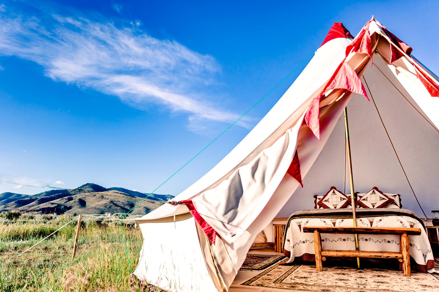 Gorgeous Pet-Friendly Bell Tent Retreat in Hot Spings, Montana