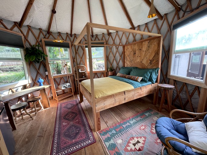 Yurts (United States of America, Kapaau, Hawaii)