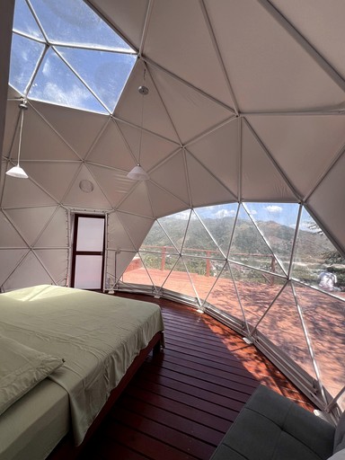 Domes (Peru, --, San Martín)