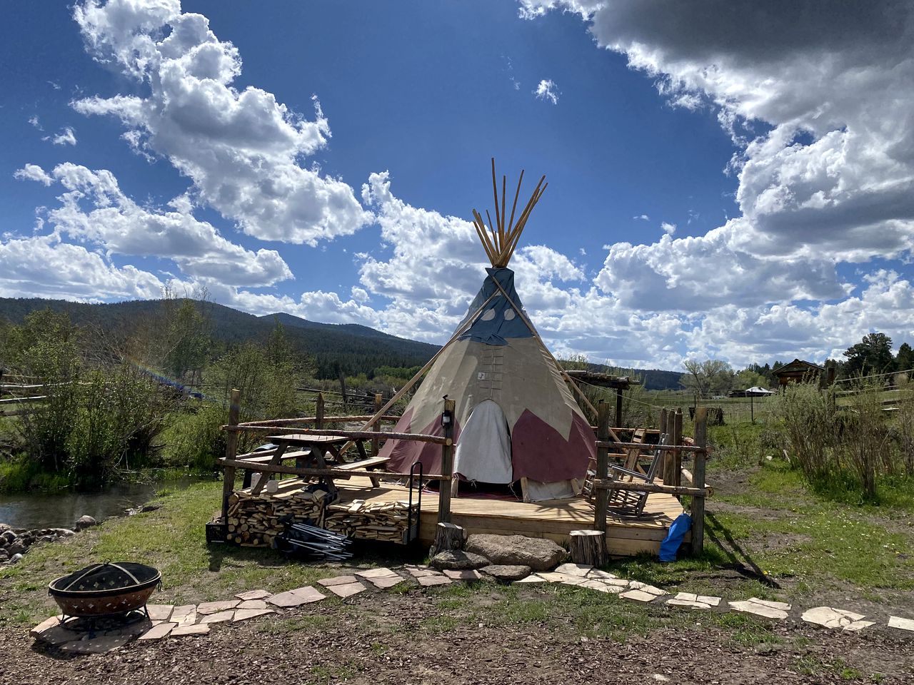 Cute Tipi in Tres Piedras for New Mexico Glamping Escapes