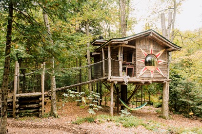 Tree Houses (Saint-Sauveur, Quebec, Canada)