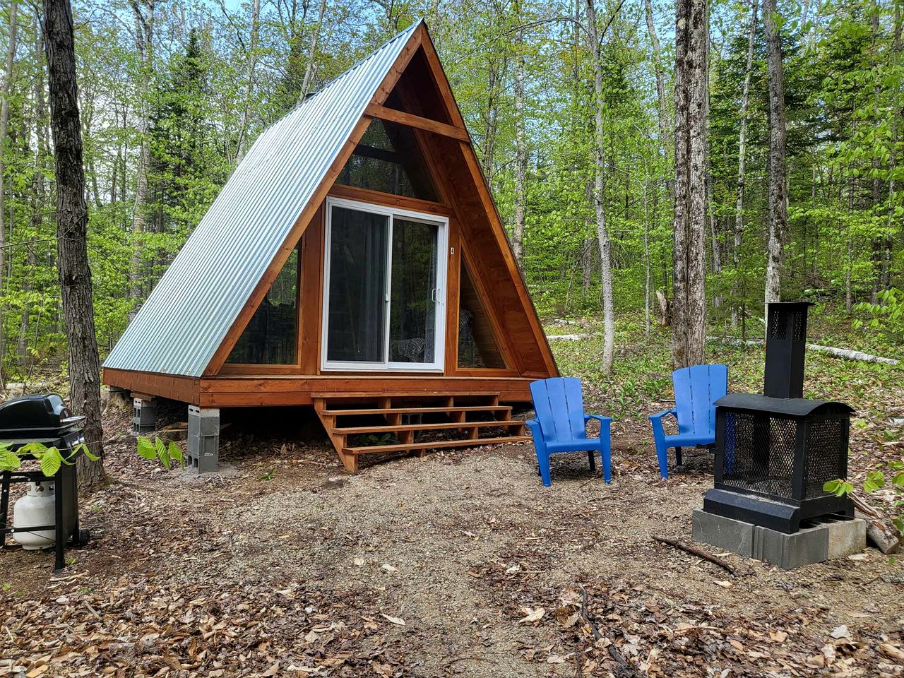 A-Frames (Canada, Saint-Damien, Quebec)