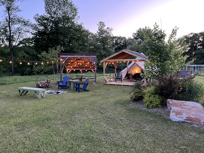 Bell Tents (United States of America, Turner, Maine)