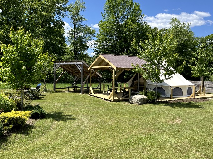 Bell Tents (United States of America, Turner, Maine)
