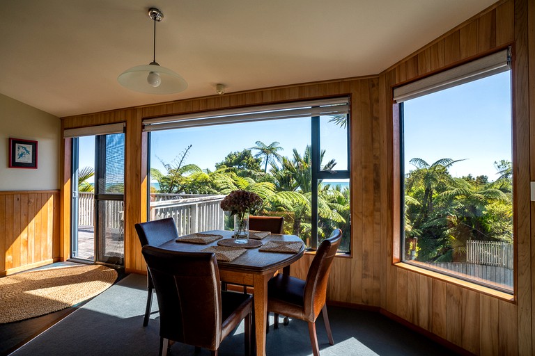 Cottages (Punakaiki, South Island, New Zealand)