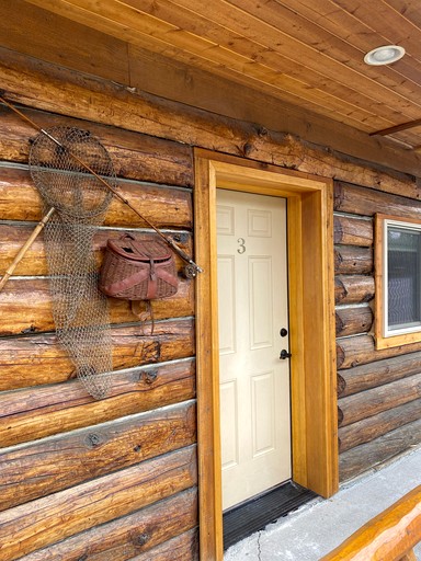 Cabins (United States of America, Moose Pass, Alaska)