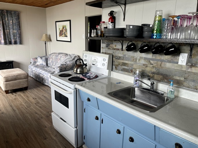 Cottages (Canada, Carling, Ontario)