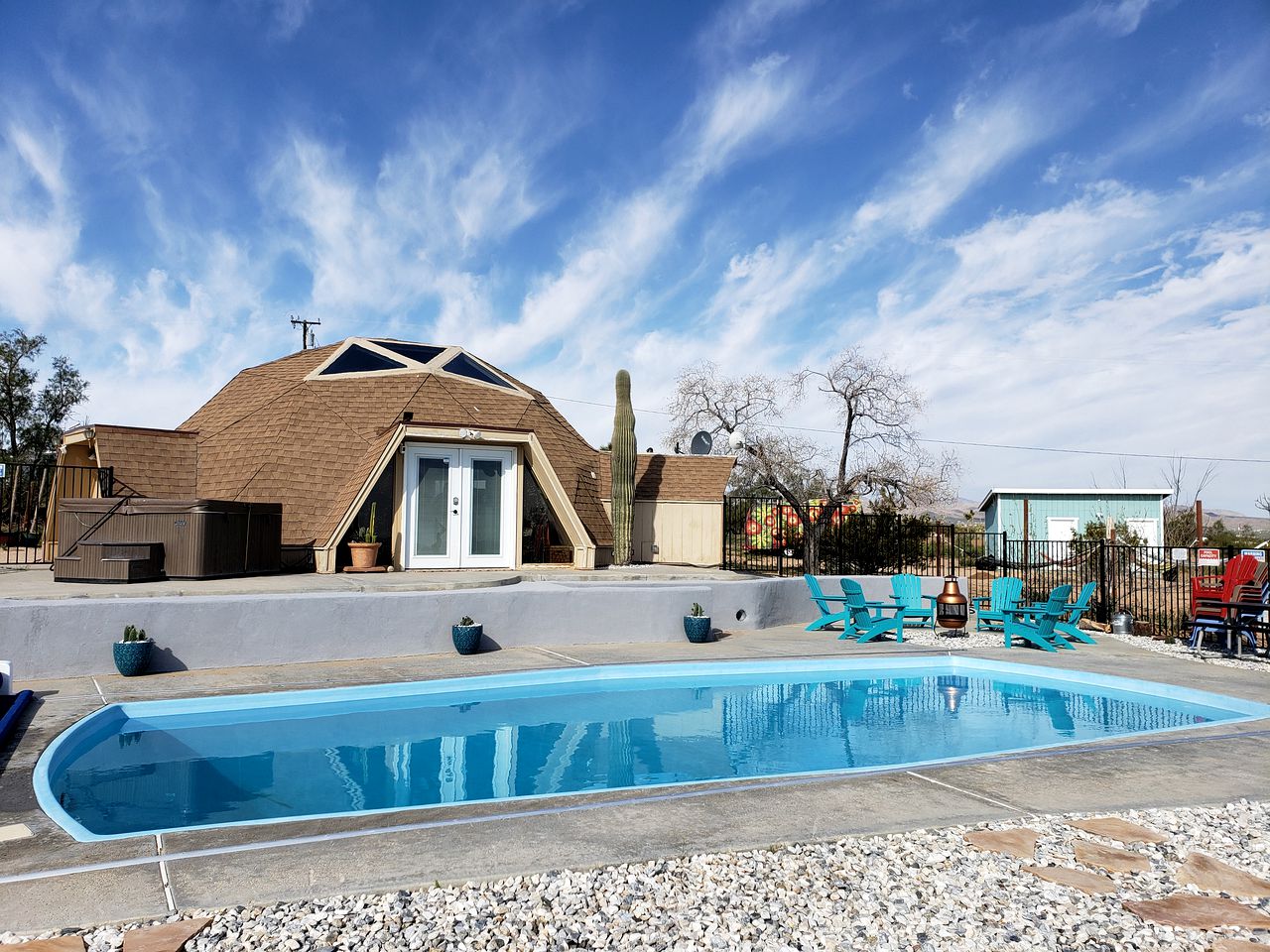 Unique Joshua Tree accommodation for glamping in California
