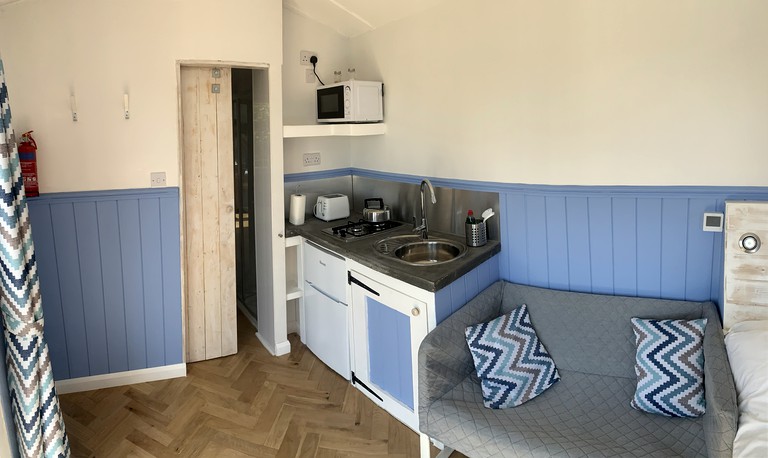 Huts (Wales, United Kingdom)